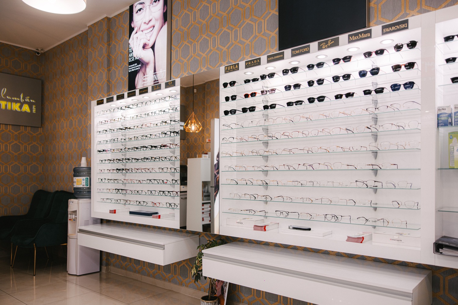 GiRó_KolumbanOptika-07747.jpg