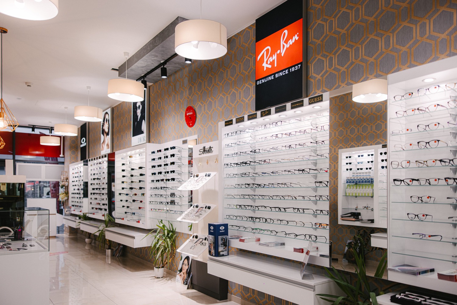 GiRó_KolumbanOptika-07748.jpg